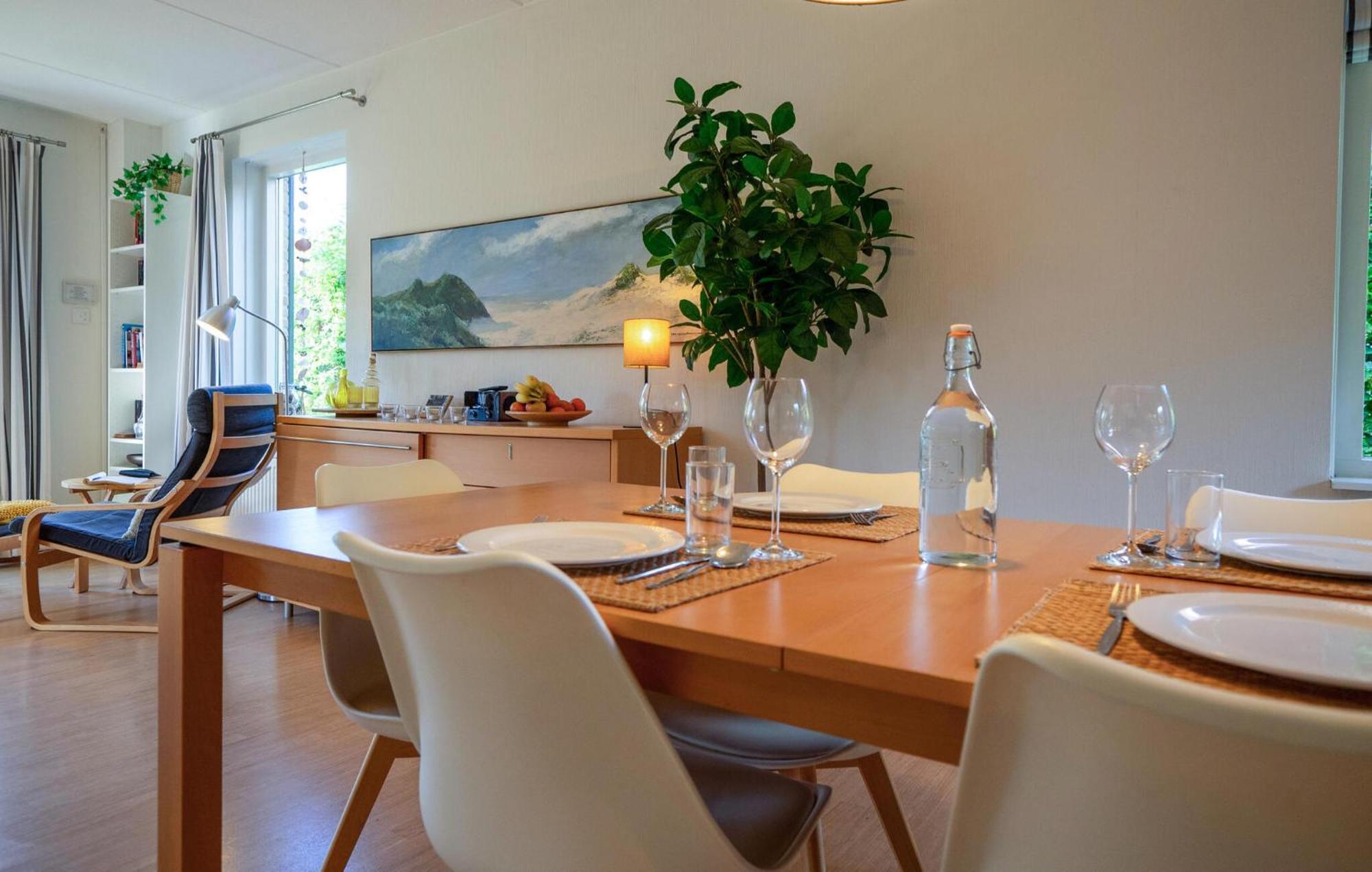3 Bedroom Lovely Home In Zonnemaire Экстерьер фото